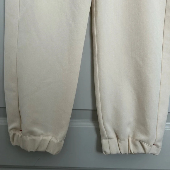 XiRENA Cream Jogger Sweatpants size medium made in Italy - Picture 5 of 10